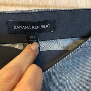 Banana Republic Slim Side-Zip Pants, Sz. 20